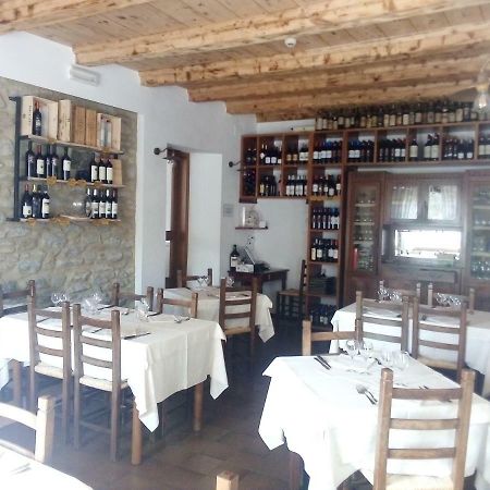 La Foresta Albergo Ristorante Pizzeria Badia Prataglia Luaran gambar