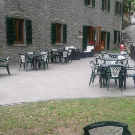La Foresta Albergo Ristorante Pizzeria Badia Prataglia Luaran gambar